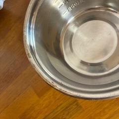 小さめ片手鍋（フタの付き）の画像