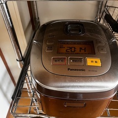 電子レンジ、トースター、炊飯器の画像