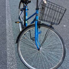 【リサイクルショップどりーむ天保山店】No.553　自転車　27インチ　サドル固着の為格安価格　カゴ・鍵付き🎵の画像