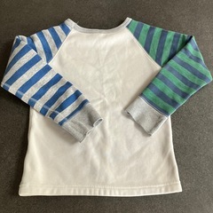 トレーナー　130 キッズ服の画像