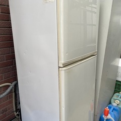 富士通２ドア冷凍冷蔵車。225リットル。の画像