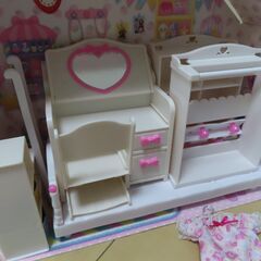 リカちゃん２体、ハウス、その他部品諸々セットの画像