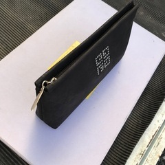 ☆未使用☆GIVENCHY ジバンシー ポーチ ブラック　ノベルティ　の画像