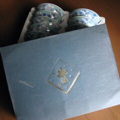 中古【茶わん１０客 有田焼 睦美窯 花柄】長期保管の未使用品の画像