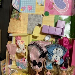 リカちゃん×PanaHome 大型ハウスセット リカちゃん本体3体＋付属家具つき（※一部欠品可能性あり）の画像