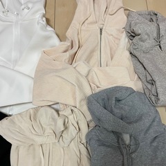 パーカー　まとめうりの画像