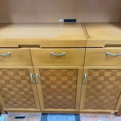 ⭐️土日元気に営業中‼️⭐️ キッチンボード　食器棚　＊下角に浮き有りの画像