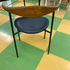 R105 おしゃれチェアの画像