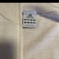 adidas カーディガンの画像