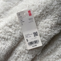 タグ有　UNIQLO レーヨン プリント ブラウス 長袖 ベージュ ドットの画像