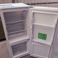 10,000円/01 ★美品★REFAGE ノンフロン冷凍冷蔵庫 直冷式容量 117L 2ドア 右開き  YRZ-C12L 2023年製 通電確認済みの画像