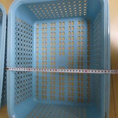 大きめのかご２つの画像