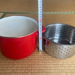 ホーロー鍋の画像