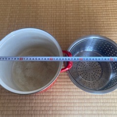 ホーロー鍋の画像