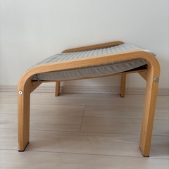 IKEA ポエング　オットマンの画像