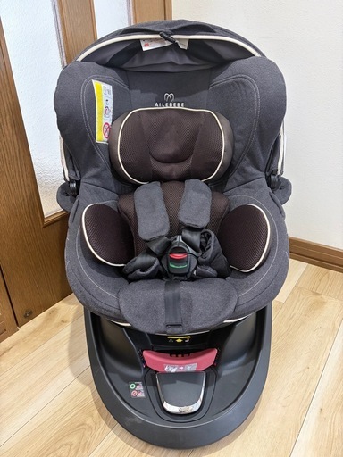 チャイルドシート　エールベベ　クルット4s プレミアム