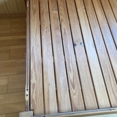 木製ベットの画像