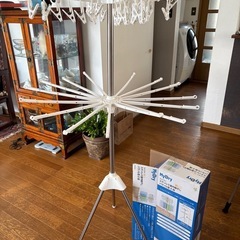 『商談中』ステンレス室内物干し　パラソル型2段の画像