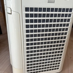 加湿空気清浄機　シャープ　2015年製の画像