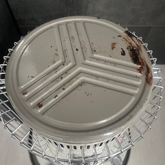 【屋外使用2回】トヨトミ対流型石油ストーブKS-67H（ホワイト）の画像