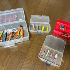 ルアー色々　ケース込みの画像