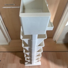 マガジンラック　ワゴンの画像