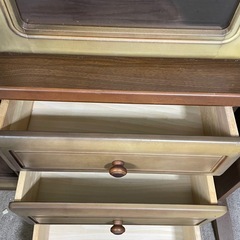 【引き取りに来れる方限定】上下分離可能！木製書棚・本棚の画像