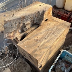 欅　ケヤキ　木材　角材　の画像