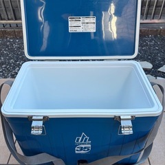 クーラーボックス　35Ｌの画像