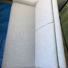 ２人掛けソファー　グレー　布製　横幅130㎝×高さ75cm×奥行71.5㎝の画像