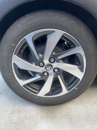 トヨタ　アクアクロスオーバー　純正ホイール　4本セット　185/60r16