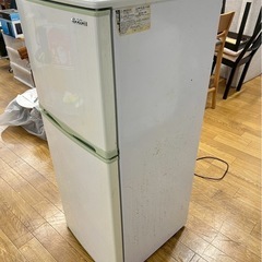 2015年製✨Elabitax冷凍冷蔵庫 ER-147(HG)の画像