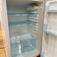 2015年製✨Elabitax冷凍冷蔵庫 ER-147(HG)の画像