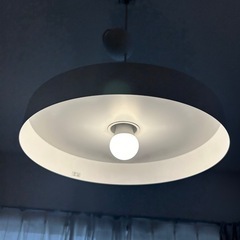 白い照明　状態◎の画像