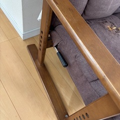 一人がけリクライニング椅子。の画像