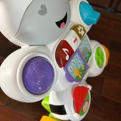 カタカタ　赤ちゃんのおもちゃ　うしの手押し車の画像