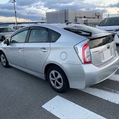 車検1年半程 30後期 プリウスの画像