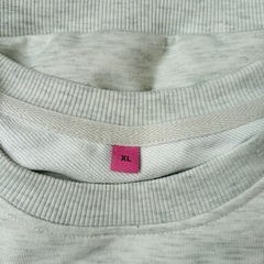 【新品未使用】レディース　トレーナー　スウェット　XL らいとぐライトグレーの画像