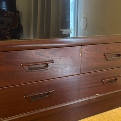 11/30まで マホガニー本棚　ガラス扉の画像