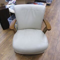 ②ダイニングチェア キャスター付き 両肘付き リビングチェア 椅子 イス  札幌市 厚別区の画像