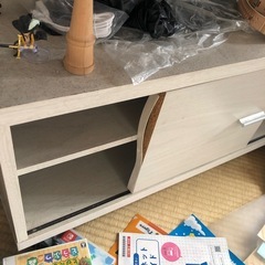 テレビ台の画像