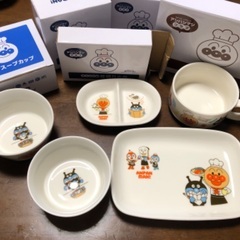 ⚠️1点300、500円　アンパンマン　食器　陶器の画像