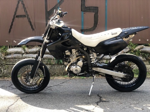 Dトラッカーキャブ車(LX250EA)