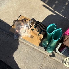 子ども　靴　ハンガー　カバンの画像