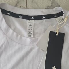 新品アディダスMの画像