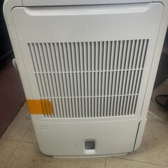 リサイクルショップどりーむ荒田店　No5229　除湿機　三菱　幅32㎝　奥行28㎝　高さ47㎝の画像