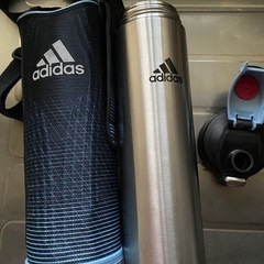 水筒(adidas)の画像