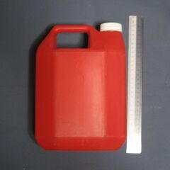 小サイズ　ポリタンクの画像