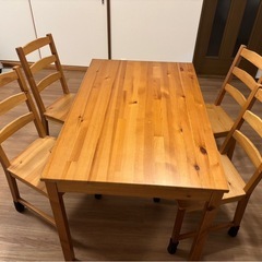 IKEA ヨックモック（現ヘーゲルネス）テーブル+イス4脚セットの画像