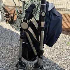 アップリカ　ソラリアSORARIA 　ベビーカー　タッジオネイビーの画像